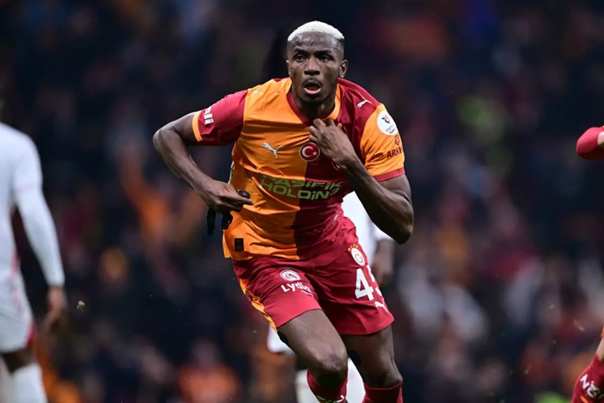 Afrika Uluslar Kupası'nda 4 gol atan Osimhen'e büyük onur