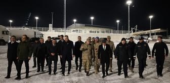 Ağrı Valisi Bozkurt Gürbulak Sınır Kapısı'nda incelemelerde bulundu
