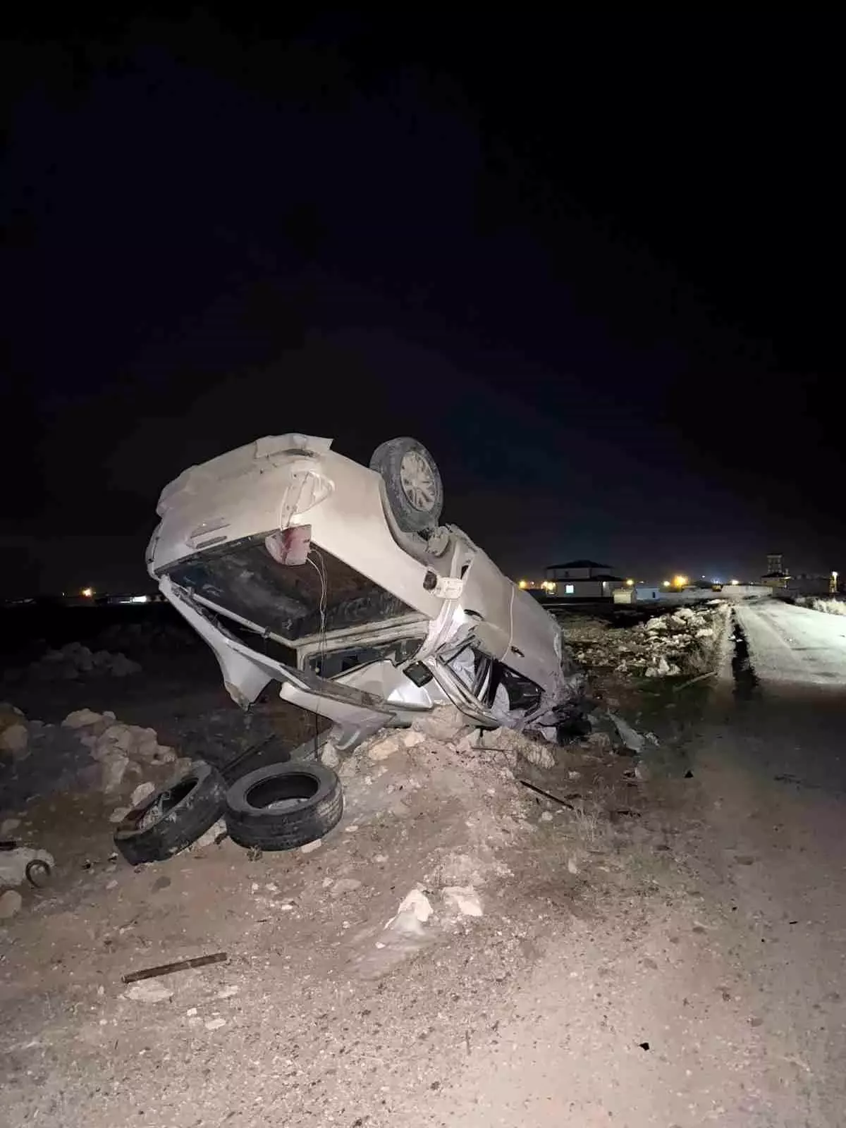 Aksaray'da otomobil takla attı: 3 yaralı