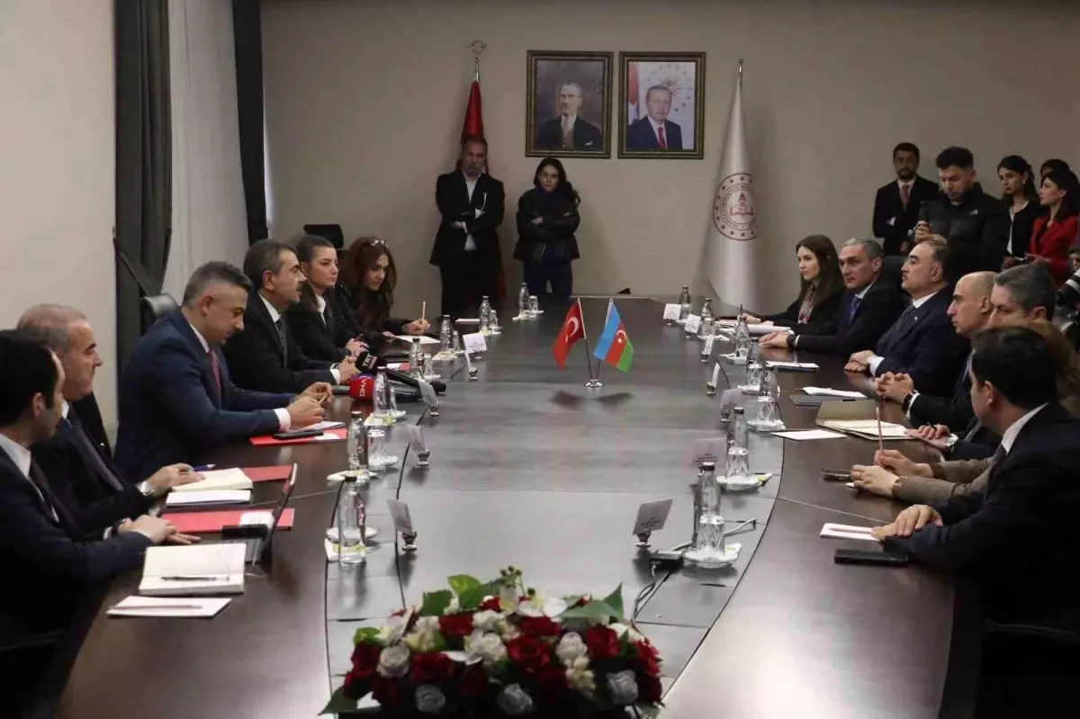 Bakan Tekin: "Türkiye ile Azerbaycan arasında çok yakın bir dostluk ilişkisi var"