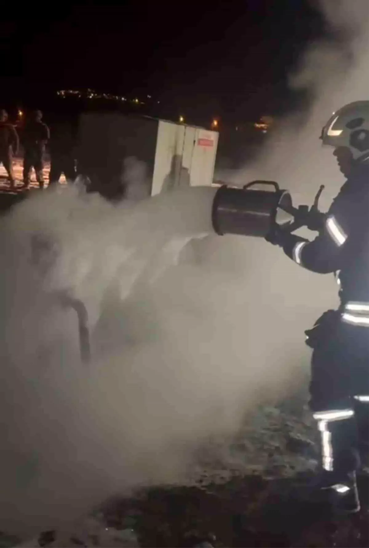 Batman'da petrol kuyusunda çıkan yangın söndürüldü