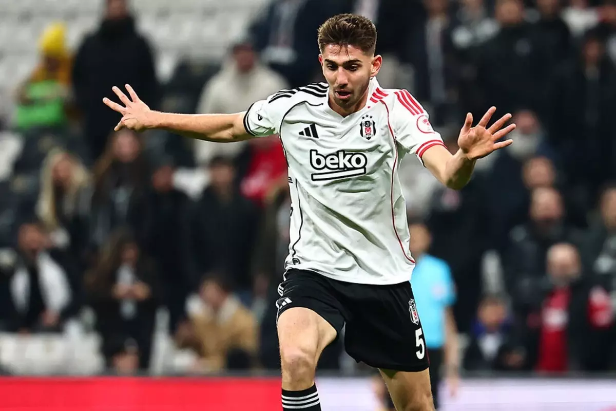 Beşiktaş, Demir Ege Tıknaz'ın yeni takımını açıkladı