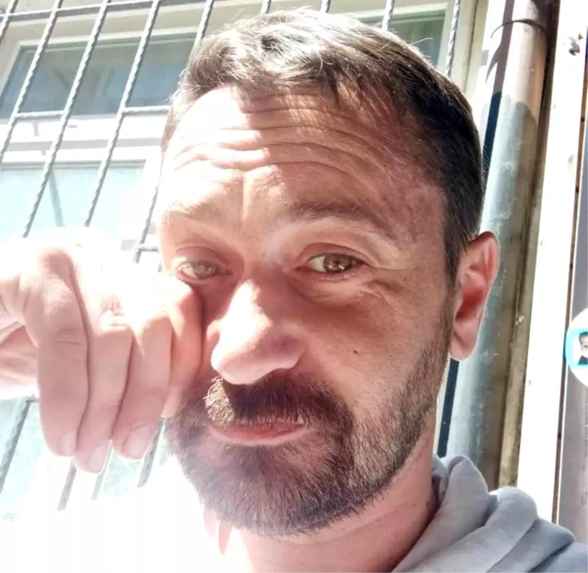 Beyoğlu'nda yabancı uyruklu şahsın şüpheli ölümü: Evde kaşık ve şırınga bulundu