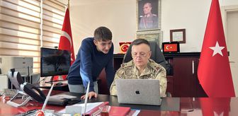 Bingöl İl Jandarma Komutanı Tuğgeneral Küyük, AA'nın 'Yılın Kareleri' oylamasına katıldı