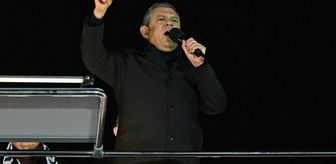 CHP Genel Başkanı Özel, partisinin Çekmeköy'de düzenlenen mitingine katıldı