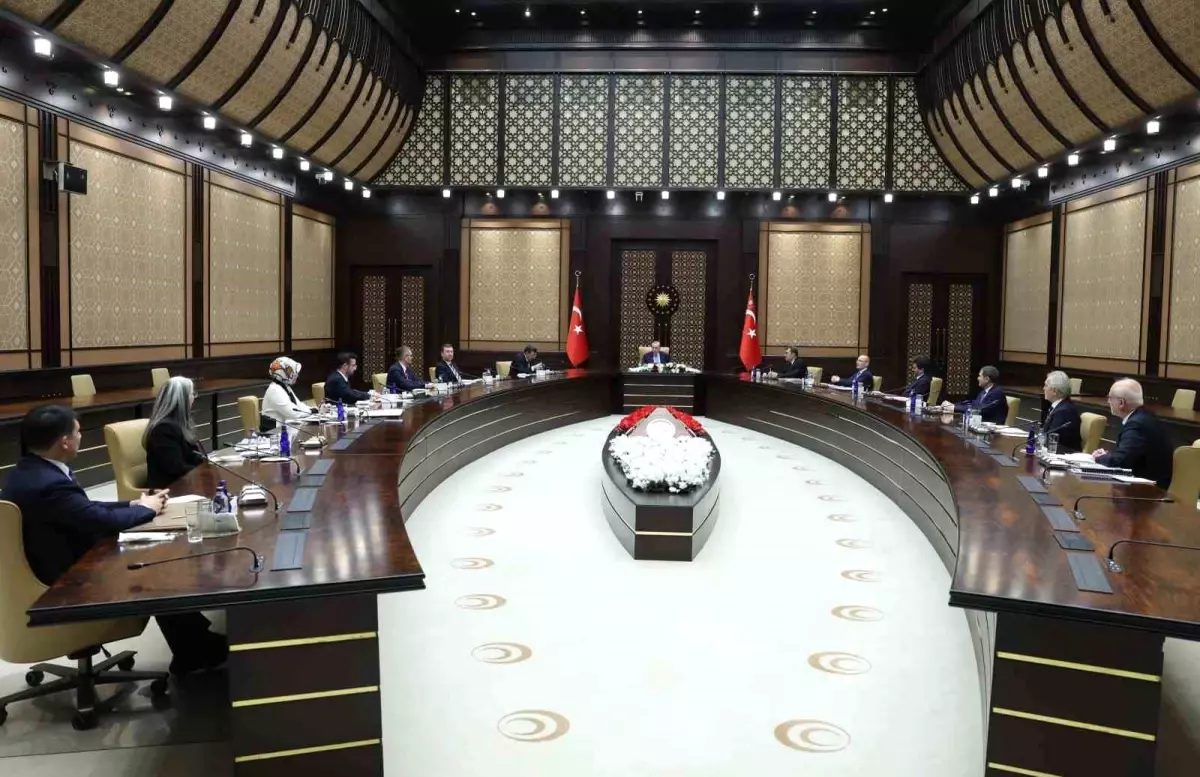 Cumhurbaşkanı Erdoğan, Cumhurbaşkanlığı Politika Kurullarının başkan vekillerini kabul etti