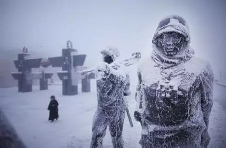 dunyanin en soguk yeri oymyakon da eksi 71 de 19489293 6321 m