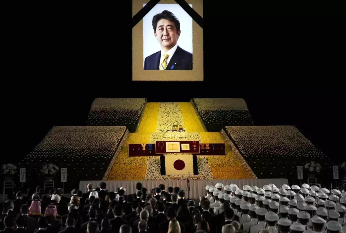 Eski Japonya Başbakanı Shinzo Abe'nin katiline müebbet hapis