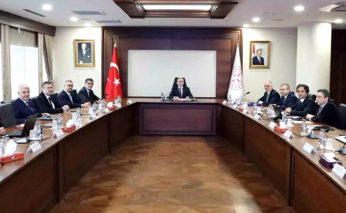 Finansal İstikrar Komitesi, Bakan Şimşek başkanlığında toplandı
