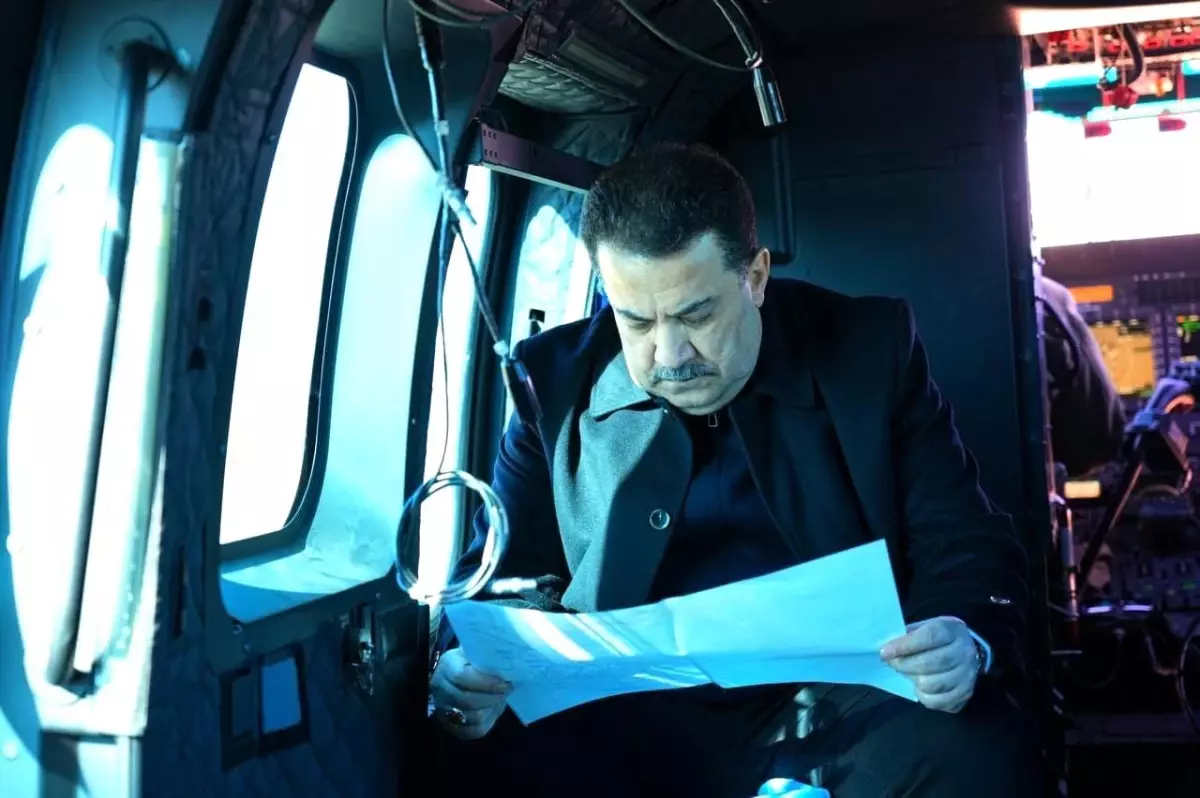 Irak Başbakanı Sudani'den koalisyon güçlerinden devralınan Ayn el-Esed Üssü'ne ziyaret