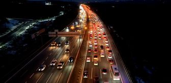 İstanbul'da akşam saatlerinde trafik yoğunluğu yüzde 85'e çıktı