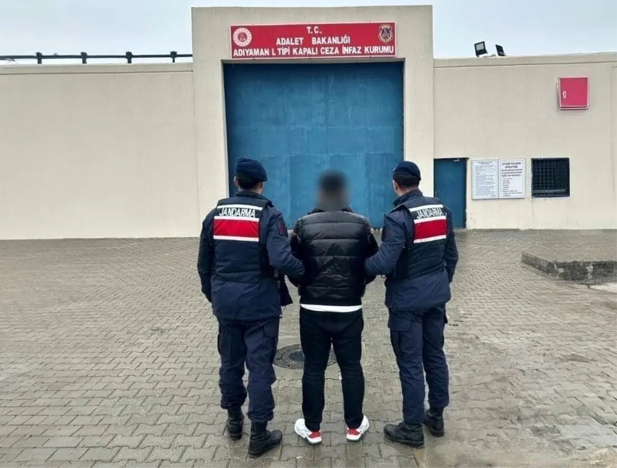 Jandarmadan aranan şahıslara operasyon: 11 tutuklama