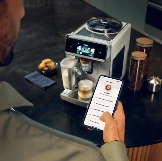 Kahve deneyiminde yeni dönem! 50'den fazla seçeneği tek tuşla hazırlıyor Kahve deneyiminde yeni dönem! 50'den fazla seçeneği tek tuşla hazırlıyor