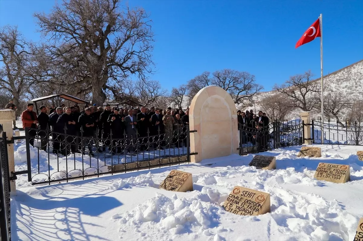 Mardin'de terör örgütü PKK tarafından katledilen 21 kişi için anma töreni düzenlendi