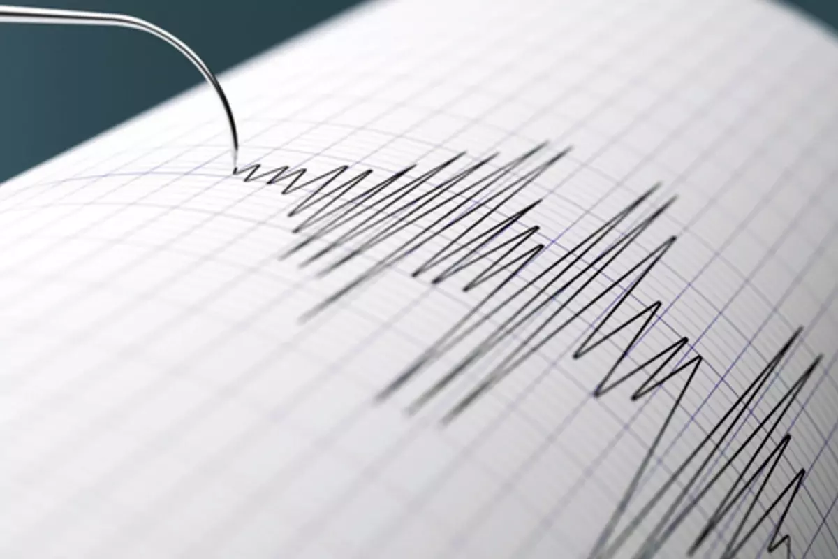 Sındırgı'da 4.1 büyüklüğünde bir deprem daha