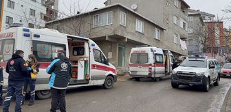 Sultanbeyli'de yangın paniği: 12 kişi dumandan etkilendi