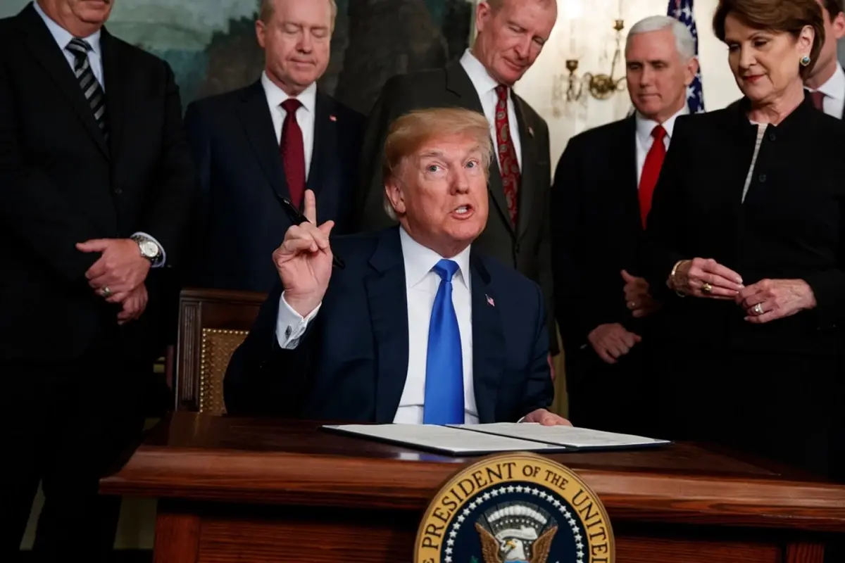 Trump'tan tehdit gibi sözler: Kimsenin bilmediği silahlarımız var