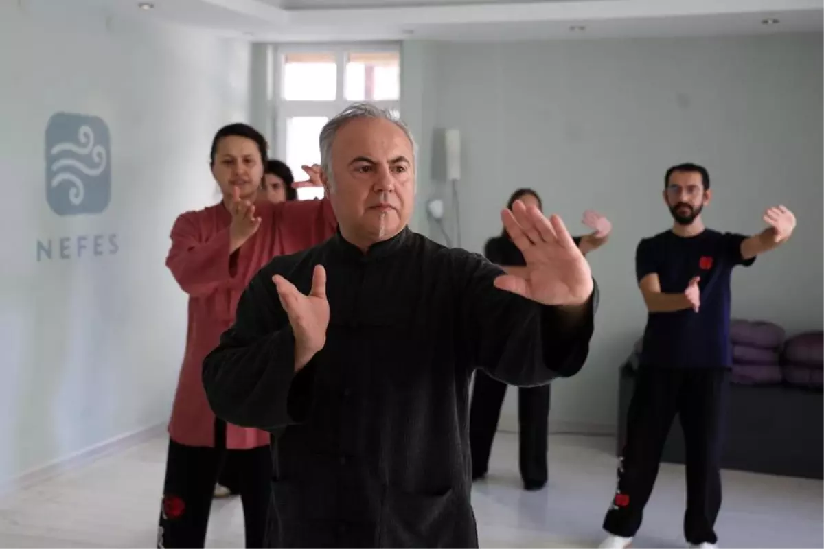 Türkiye'de Şehir Hayatının Stresiyle Baş Etmek İsteyenlerin Yeni Tercihi: Tai Chi