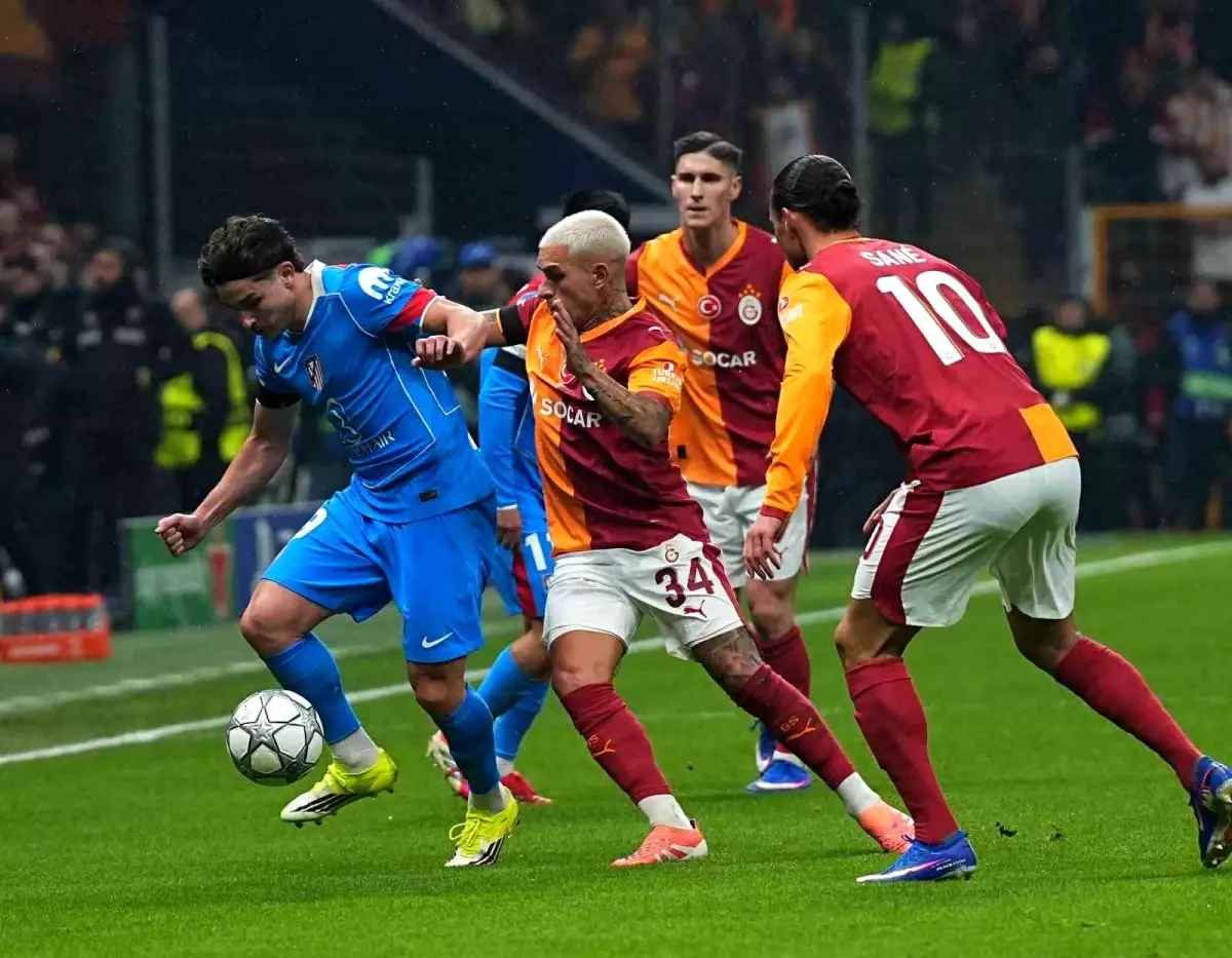 UEFA Şampiyonlar Ligi: Galatasaray: 1 Atletico Madrid: 1 (İlk yarı)