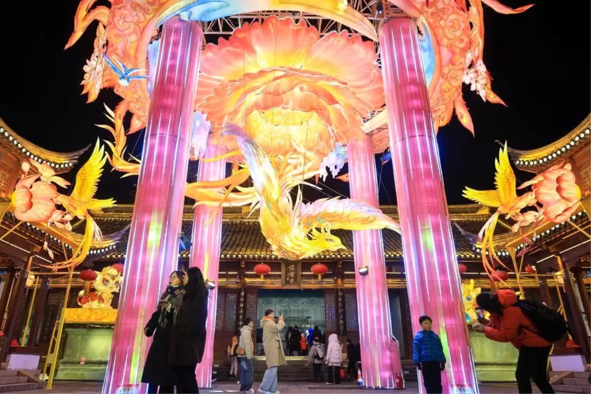 Albüm: Çin'in Nanjing Kentinde Düzenlenen Fener Festivali Renkli Görüntülere Sahne Oldu