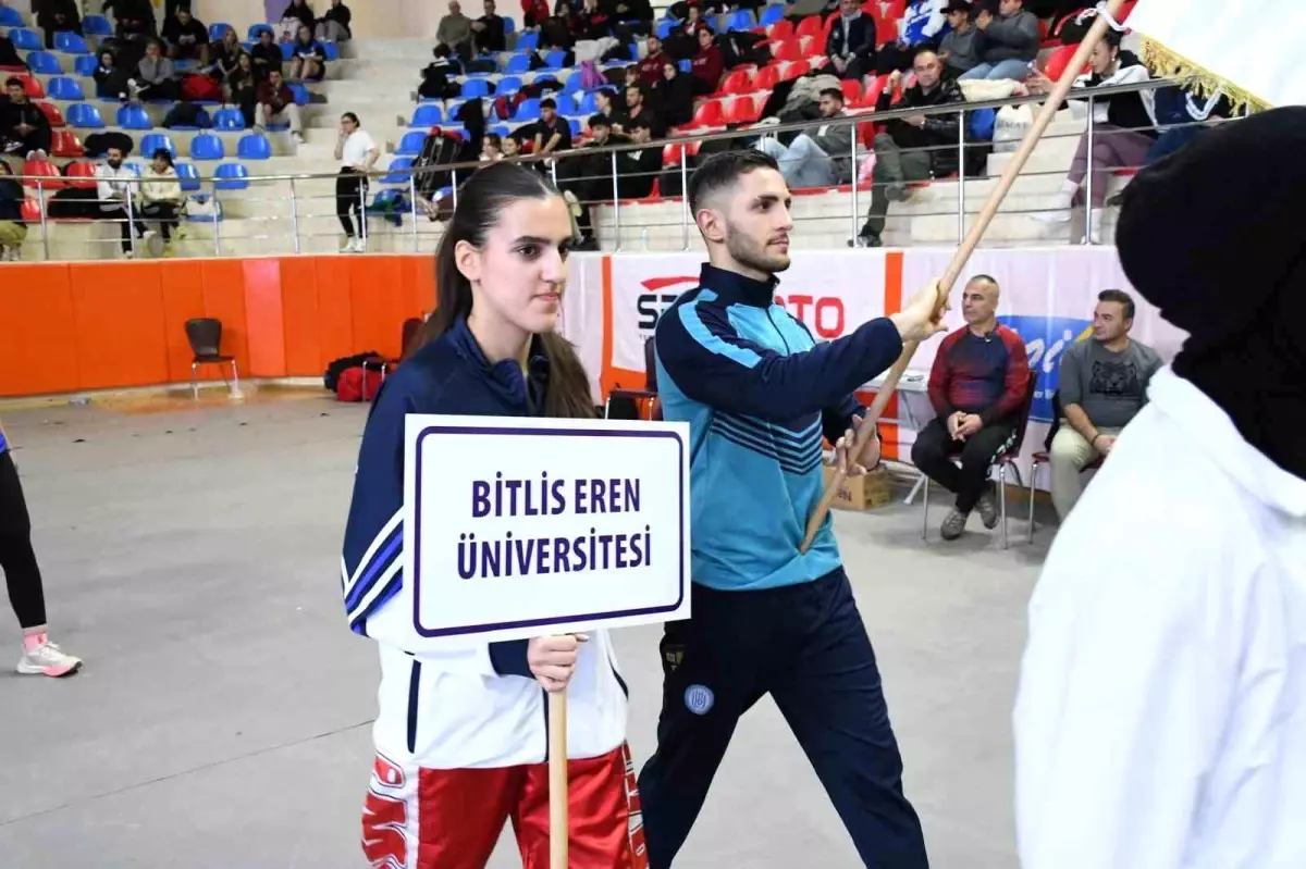 BEÜ'den Kick Boks Türkiye şampiyonluğu