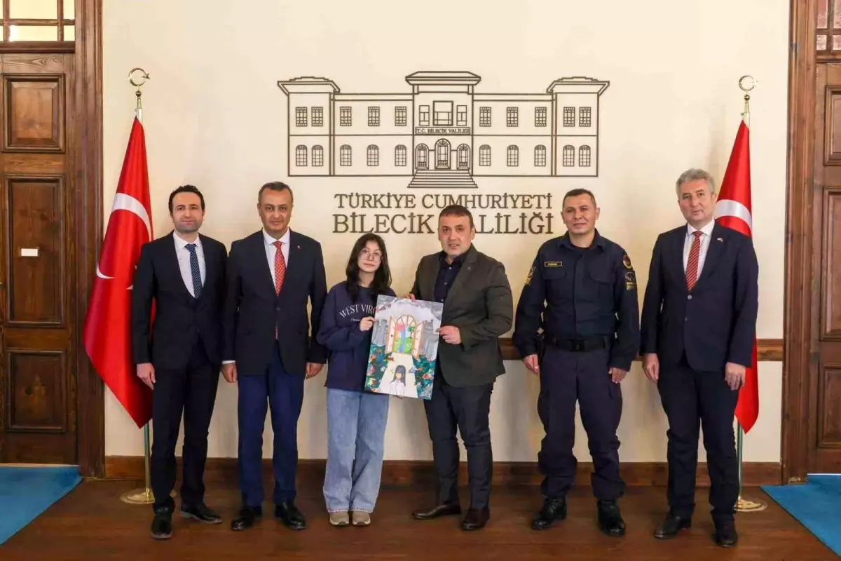 Bilecik'te 'Bilinçli Tüketici Olmak' konulu resim yarışmasında birinci oldu