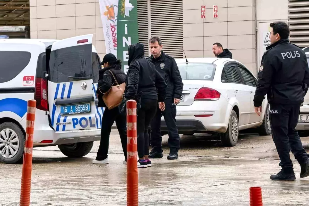 Bursa'da kaçak masör operasyonu: 3 kişi yakalandı, işletmeye 445 bin TL ceza