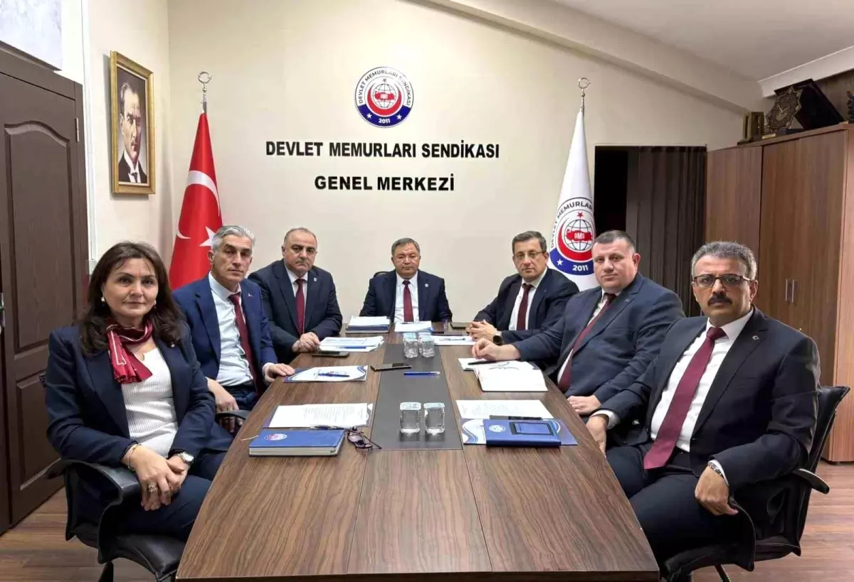 Devlet Memurları Sendikası Başkanı Cengiz: "Vergi Daireleri Kuruluş ve Görev Yönetmeliği ciddi bir huzursu...