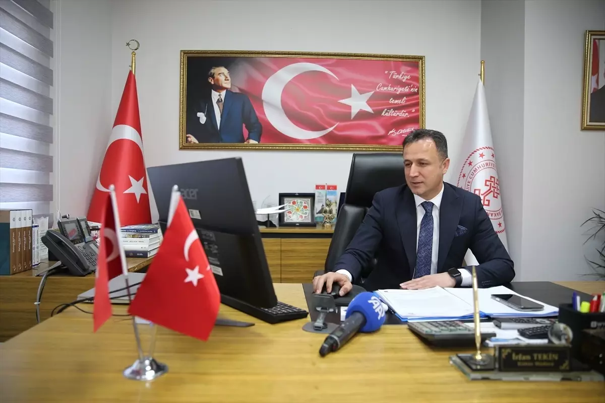 Diyarbakır İl Kültür ve Turizm Müdürü Tekin AA'nın 'Yılın Kareleri' oylamasına katıldı