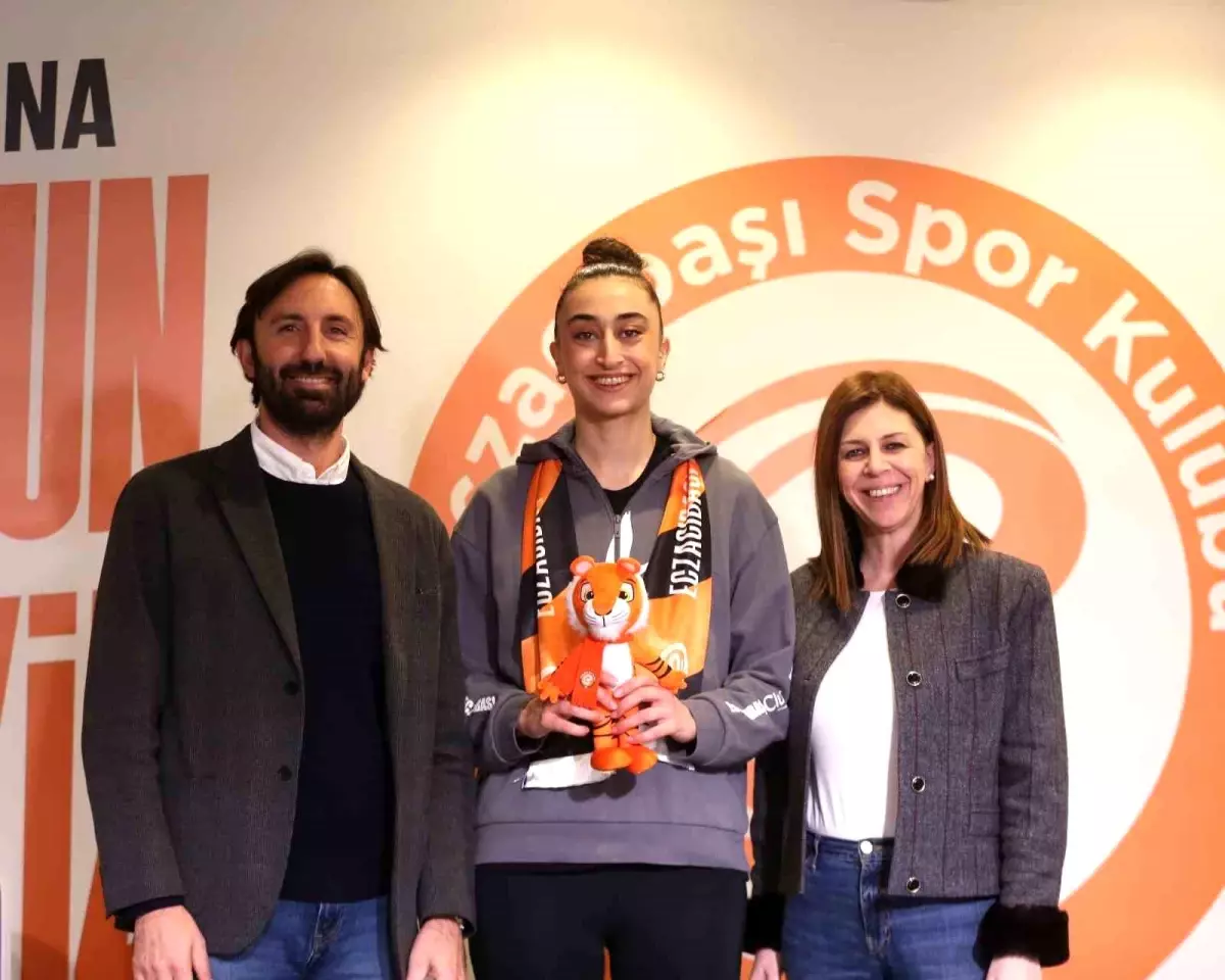 Eczacıbaşı Dynavit, Elif Şahin ile 'yola devam' dedi