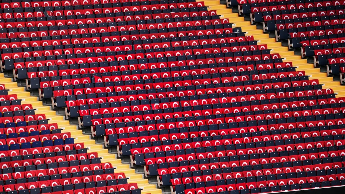 Kadıköy, Türk bayraklarıyla donatıldı