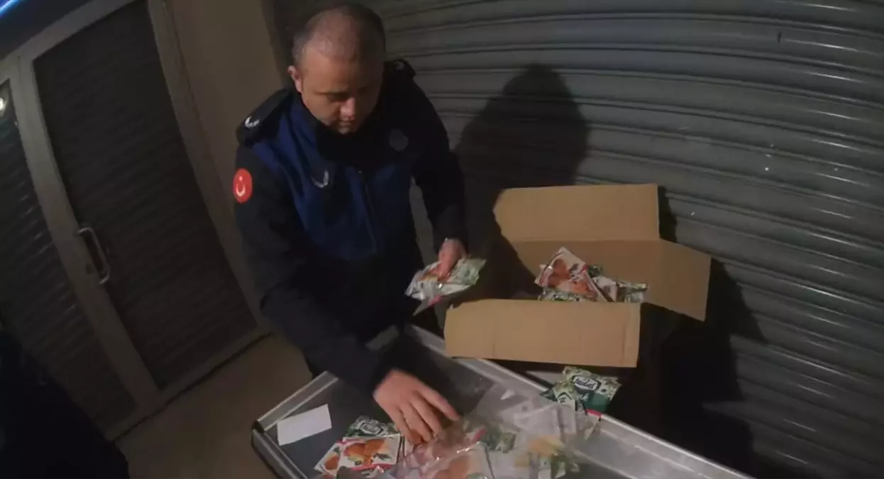 Kocaeli'de ruhsatsız tavuk tesisi mühürlendi