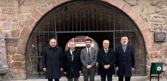 Nallıhan Müftüsü Aydın, Tapduk Emre'nin türbesini ziyaret etti