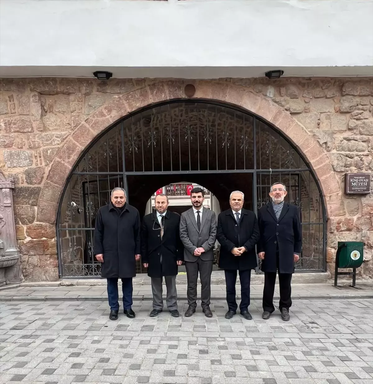 Nallıhan Müftüsü Aydın, Tapduk Emre'nin türbesini ziyaret etti