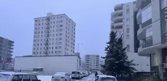 Şanlıurfa'da kar yağışı etkili oluyor