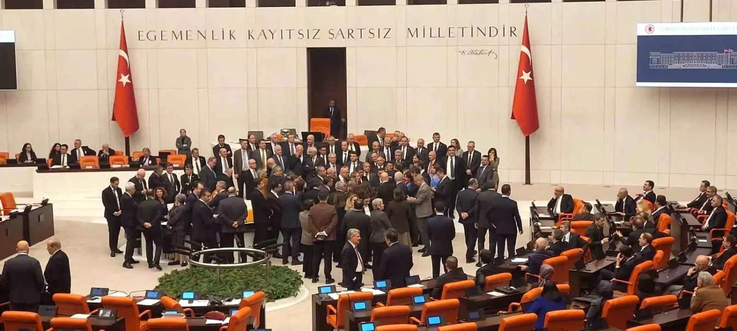 TBMM Genel Kurulu'nda "oy pusulası" gerginliği
