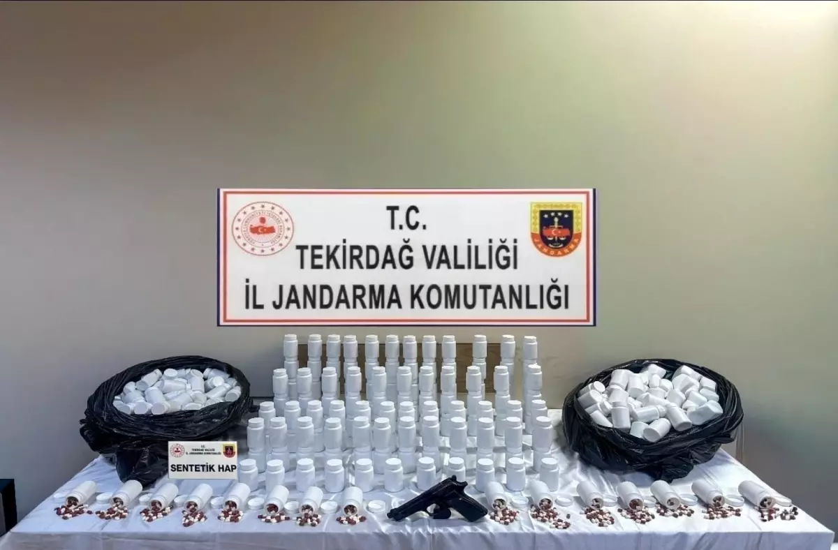 Tekirdağ'da narkotik operasyonu: Yüklü miktarda sentetik ecza ele geçirildi