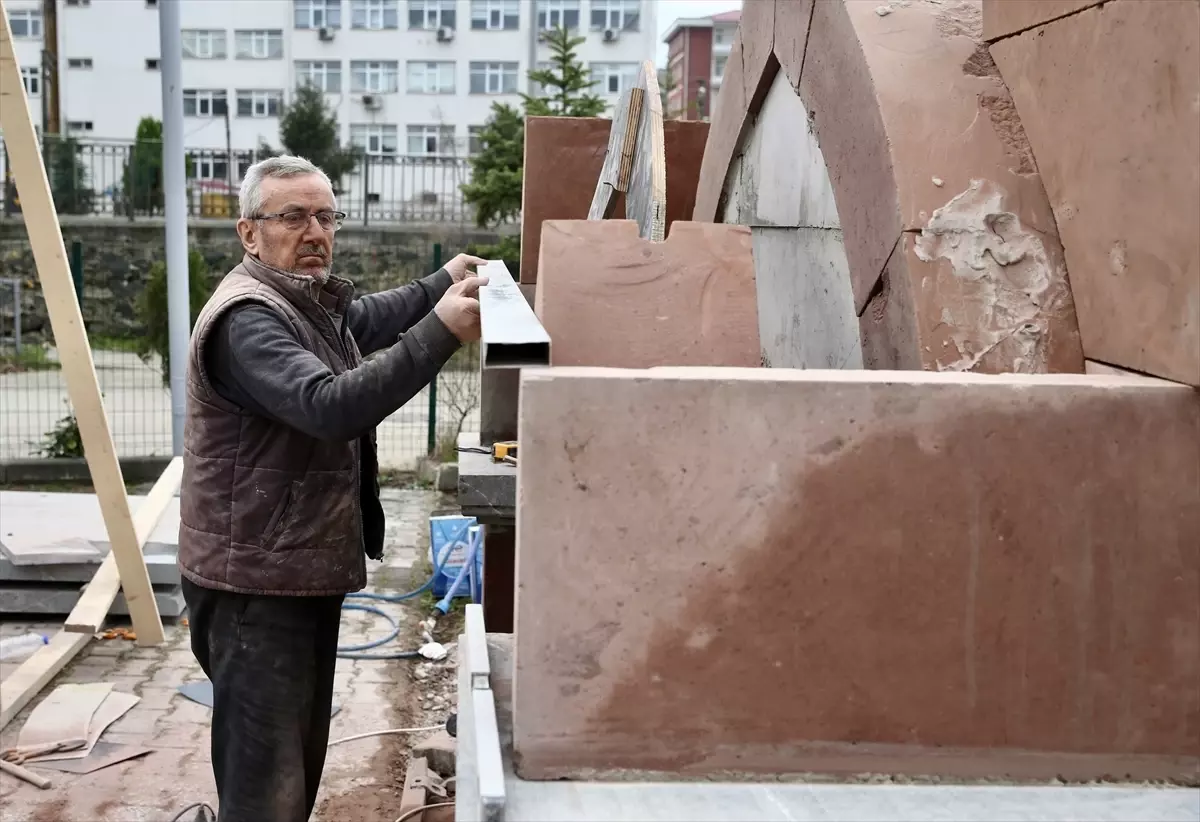 Yardımcı olmak için başladığı taş işlemeciliğiyle 12 yılda 164 çeşme yaptı