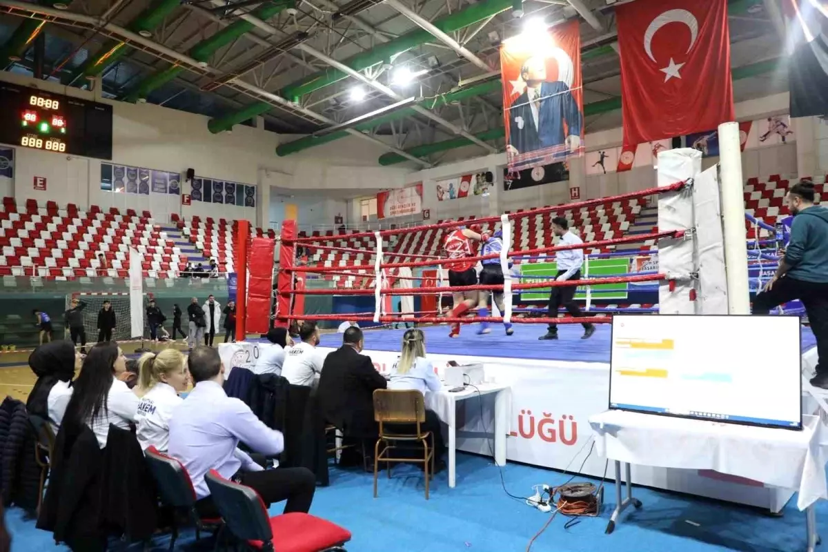 Ağrı'da Muay Thai Doğu Anadolu Bölge Şampiyonası başladı
