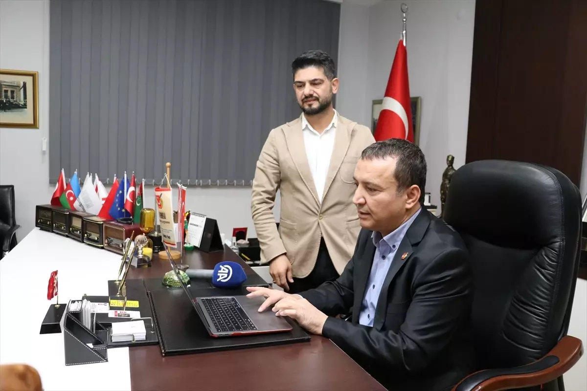 Antalya Gazeteciler Cemiyeti Başkanı Taş, AA'nın "Yılın Kareleri" oylamasına katıldı