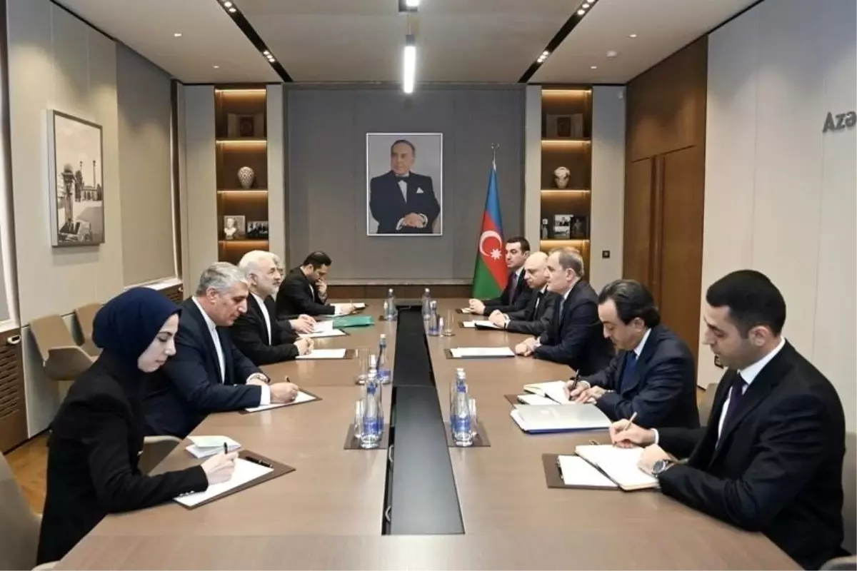Azerbaycan Dışişleri Bakanı Bayramov, İran Dışişleri Bakan Yardımcısı Celalzade ile görüştü