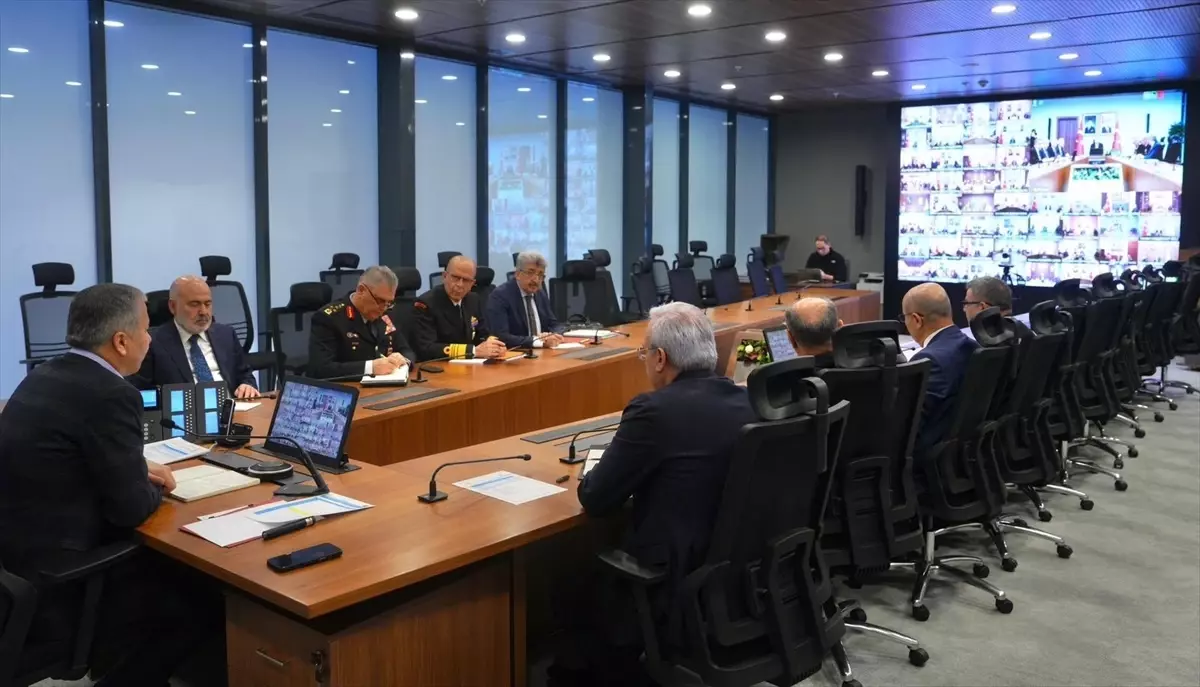 Bakan Yerlikaya'nın başkanlığında "Koordinasyon Toplantısı" yapıldı