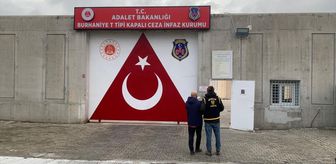 Balıkesir'de kendisini 'emniyet müdürü' olarak tanıtıp şantaj yaptığı iddia edilen zanlı tutuklandı