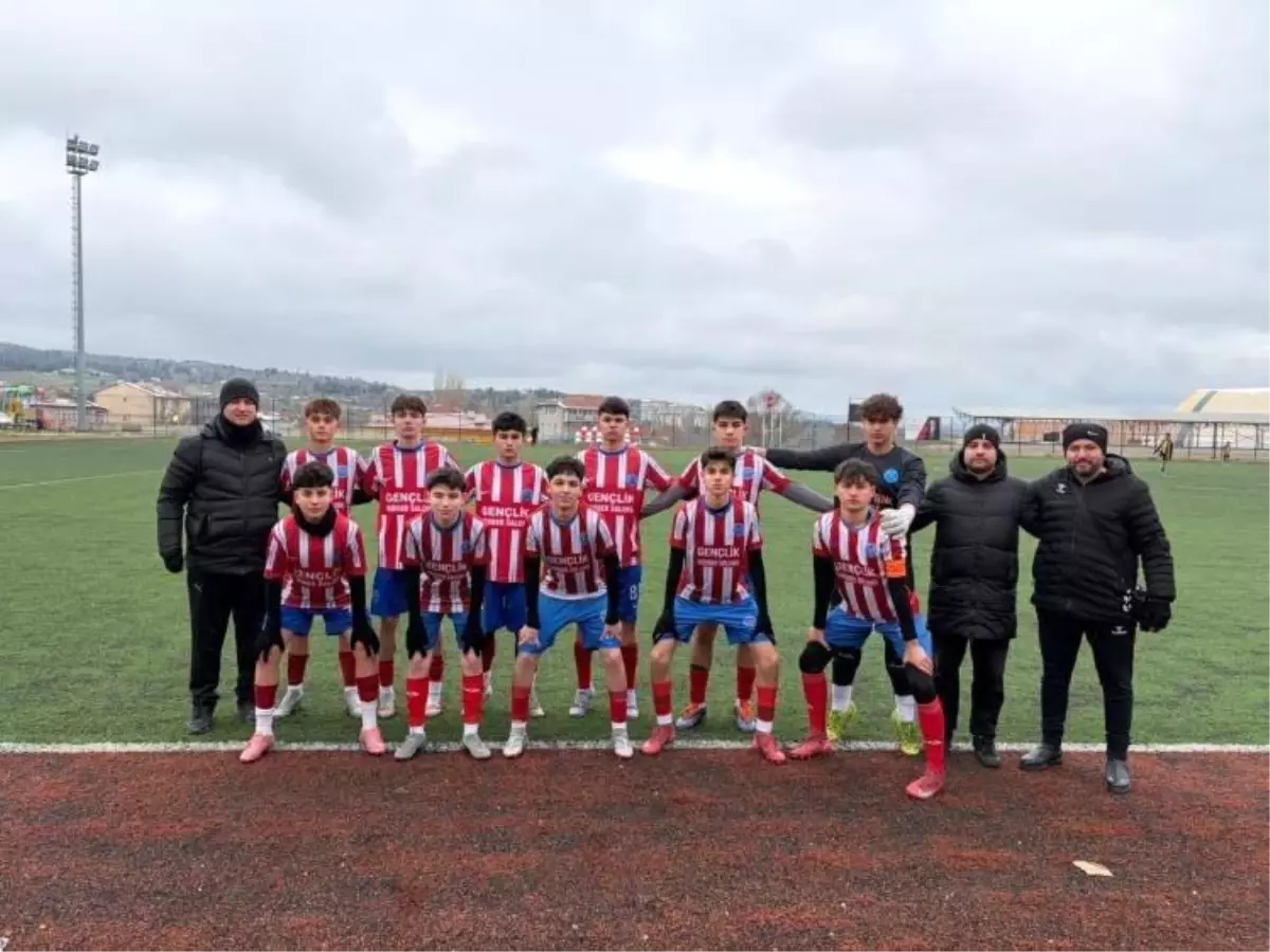 Bilecik U16 Gençler Ligi'nde liderlik çekişmesi