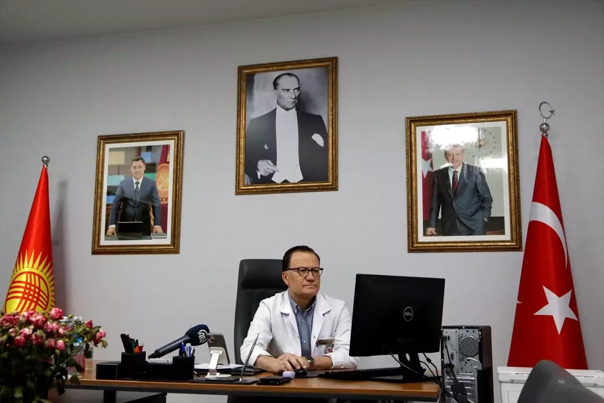 Bişkek Kırgız-Türk Dostluk Devlet Hastanesi Başhekimi Olsun, AA'nın "Yılın Kareleri" oylamasına katıldı