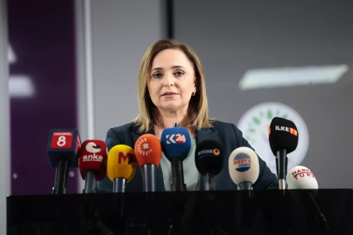 DEM Parti'li Doğan: Meydanları kapatmamak gerekir