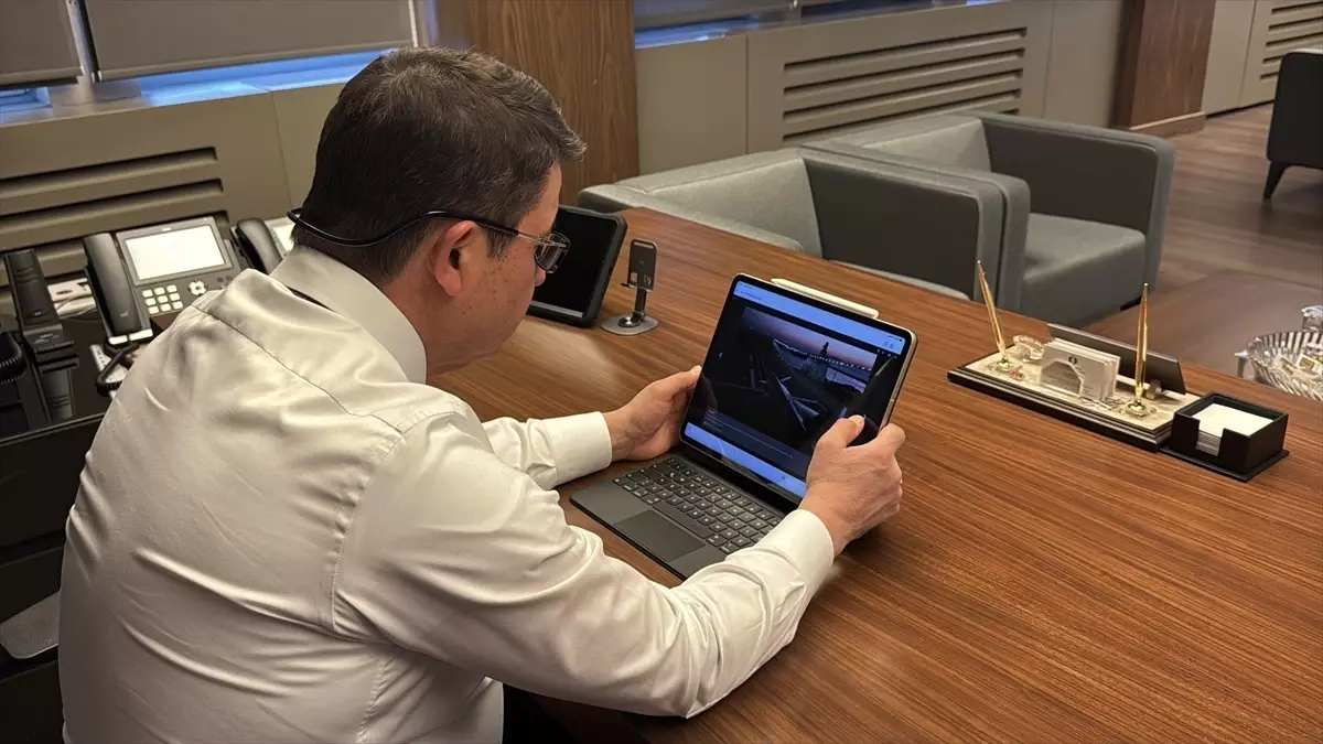 Gaziantep Emniyet Müdürü Özcan, AA'nın 'Yılın Kareleri' oylamasına katıldı