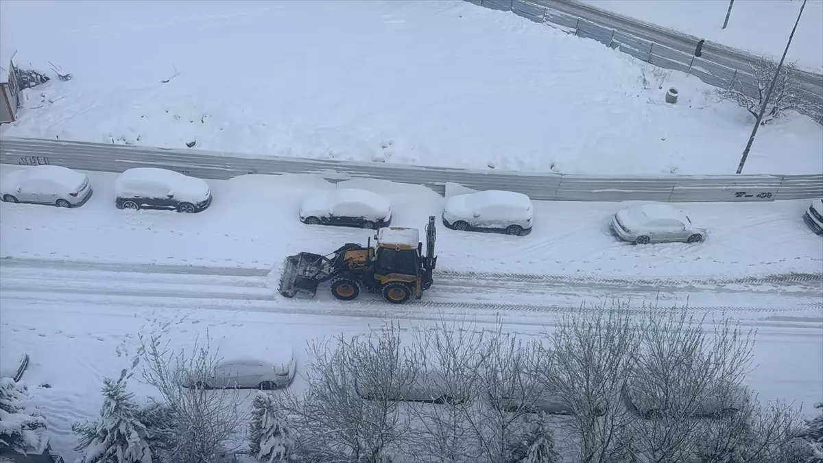 Gaziantep'te kar yağışı etkisini sürdürüyor