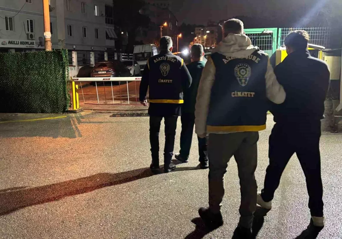 Gölmarmara'da kuyumcu soygunu zanlıları İzmir'de yakalandı