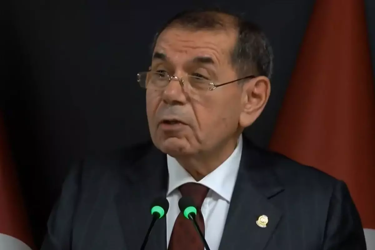 Herkesin aklında aynı soru var! Dursun Özbek canlı yayını apar topar terk etti